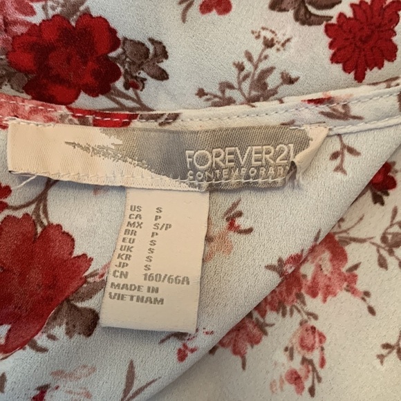 Forever 21 Pink Open Back Floral Romper with Bell Sleeve - Picture 16 of 16